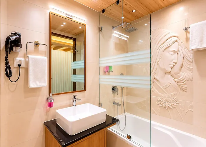 Maya Boutique Hotel 3*