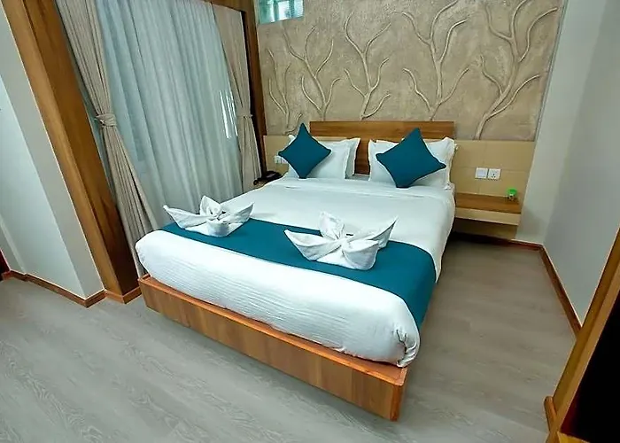 Maya Boutique